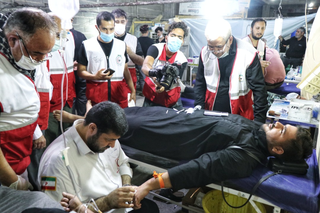 دکتر کولیوند از درمانگاه‌های هلال‌احمر در کربلا بازدید کرد/ گزارش تصویری